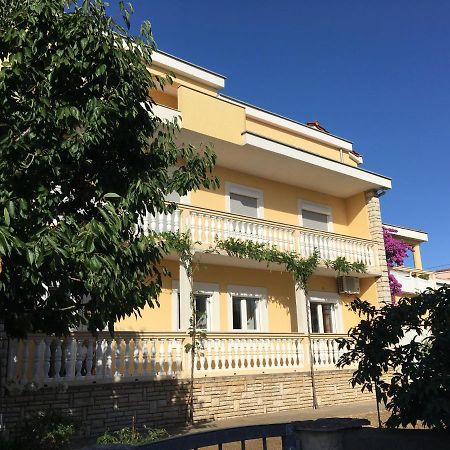 זאדאר Apartmani Ljubica מראה חיצוני תמונה