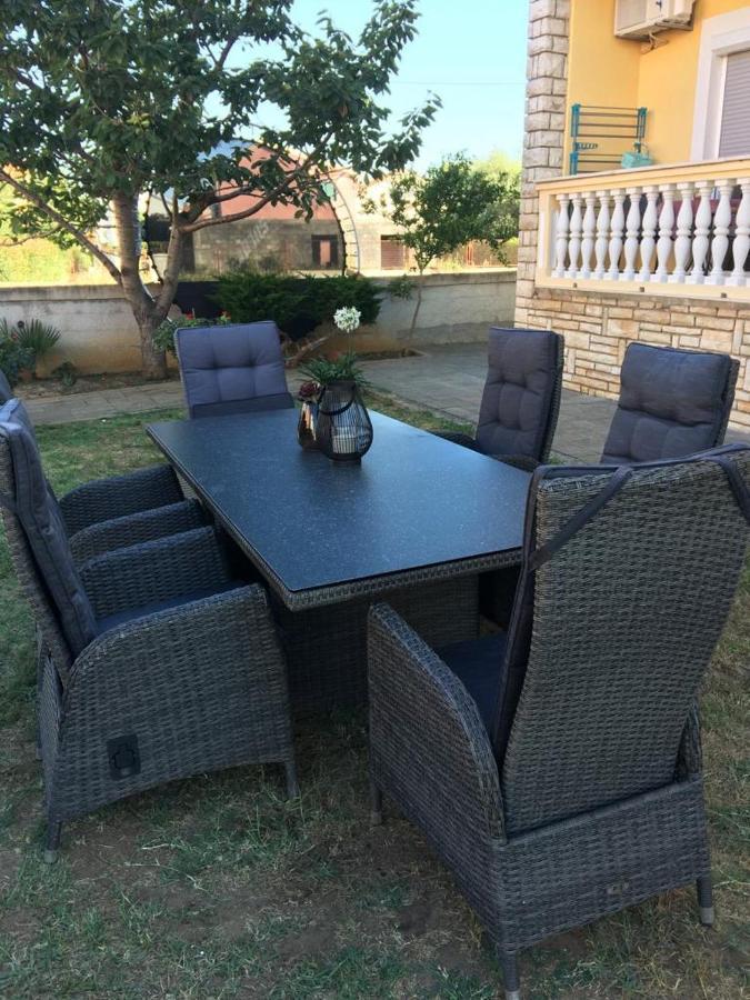 זאדאר Apartmani Ljubica מראה חיצוני תמונה